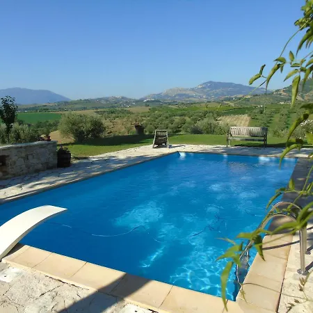 Glamping Abruzzo - The Pool House Catignano